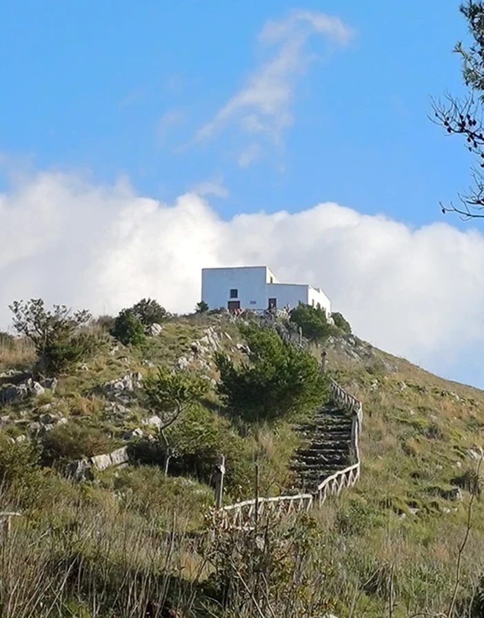Sentiero-del-Cuore-ieranto-convento copia